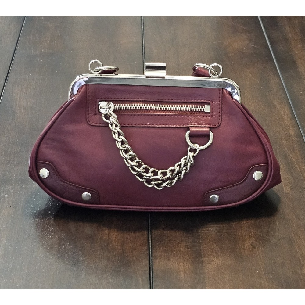 Wilson Leather Clutch Bag With Strap Kiss Lock Studded With Chain‎ Red